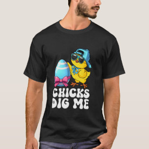 Chicks Dig Me Easter Toddler Boys Men Happy Easter T-Shirt