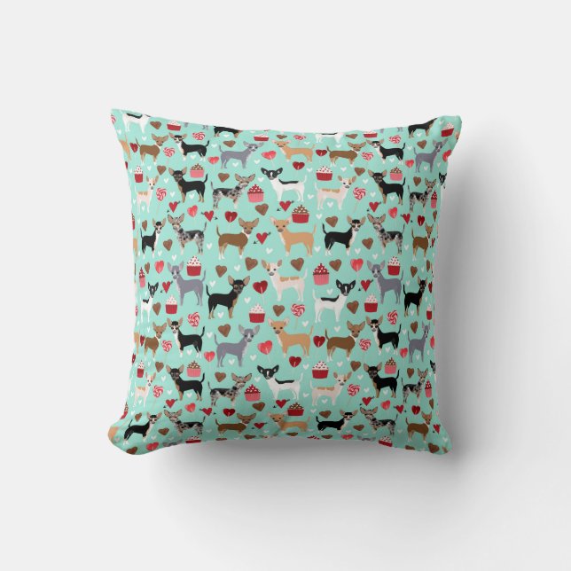 chihuahua valentines love pillow (Front)