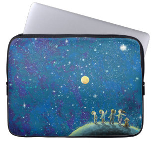 Children Looking At Night Sky Laptop Sleeve