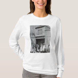 Children outside John Pounds's workshop T-Shirt