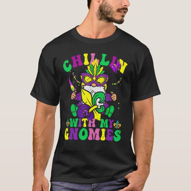 Chillin With My Gnomies Mardi Gras New Orleans Par T-Shirt (Front)