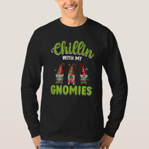 Chillin With My Gnomies St Patrick Day Gnomes Gard T-Shirt