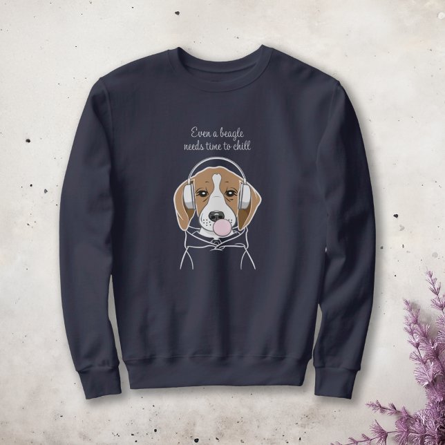 Chilling Dog with Bubblegum Cute Funny Beagle Sweatshirt (Creator Uploaded)