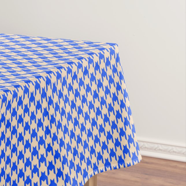 China Blue Houndstooth Tablecloth (In Situ)