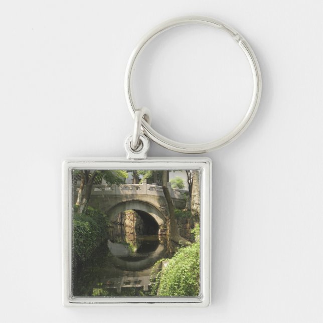 China, Nantong, an arched bridge forms a perfect Key Ring (Front)