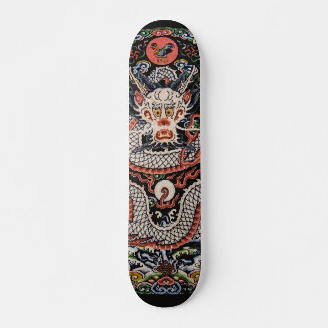 China's Black-Background Flying Dragon Art Skateboard (Front)