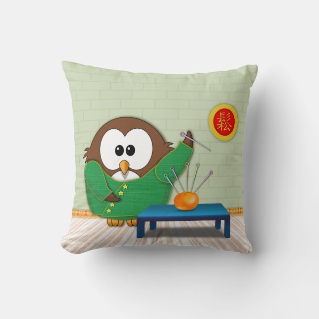 Chinese doctor owl - pillow (Front)