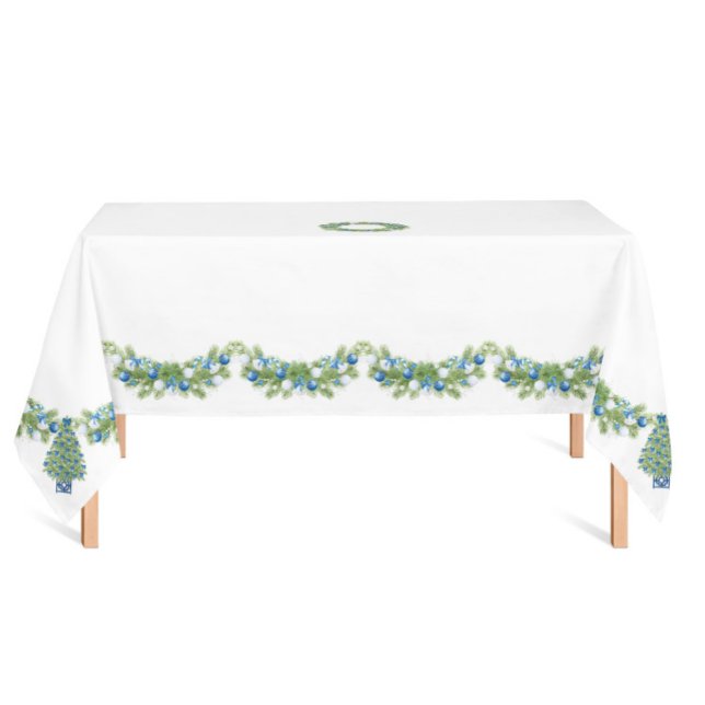 Chinoiserie Blue and White Christmas  Tablecloth (Chinoiserie Christmas tablecloth blue and white )