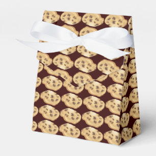 Chocolate chip cookie party favour tent box