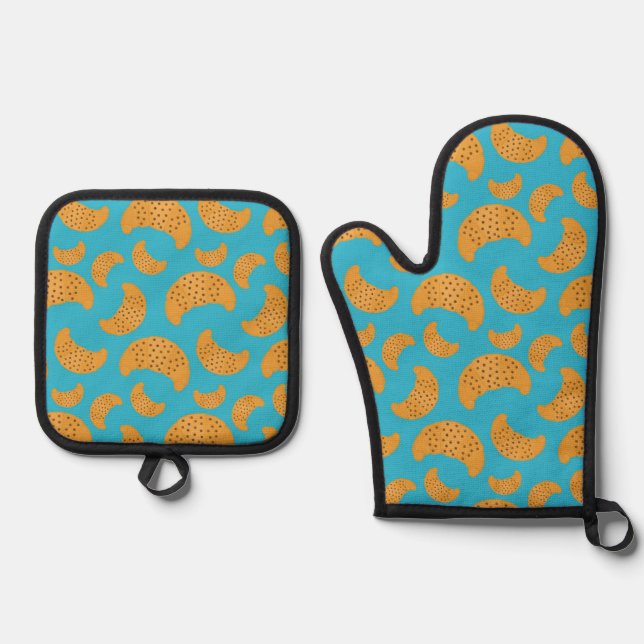 chocolate croissants oven mitt & pot holder set (Front)