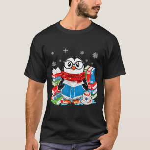 Christmas A Penguin Reading Book Snowflake Cocoa H T-Shirt