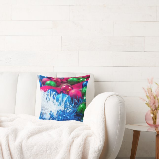 Christmas balls cushion (Couch)