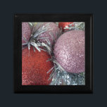 Christmas Balls Gift Box<br><div class="desc">Red & Pink Glitter Christmas Balls and Decoration</div>