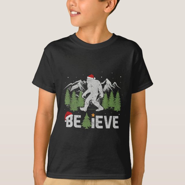 Christmas Believe Bigfoot Funny Xmas Tree For Mens T-Shirt (Front)