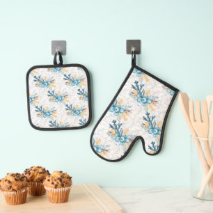 Christmas Berries Blue Yellow Oven Mitt & Pot Holder Set