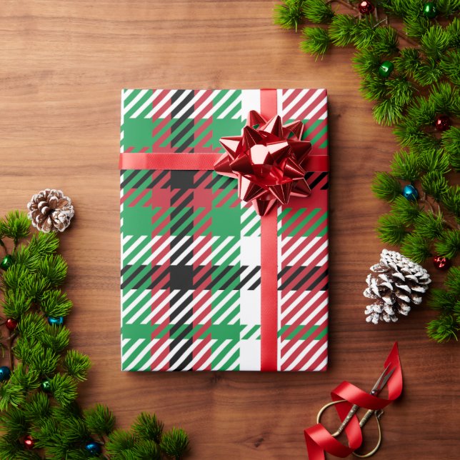 Christmas Buffalo Check Tartan Gingham Plaid Wrapping Paper (Holiday Gift)