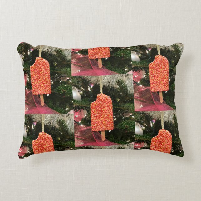 **CHRISTMAS DECORATIONS** CHRISTMAS DECORATIVE CUSHION (Front)
