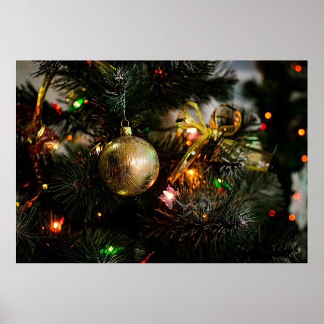 Christmas decorations on the Christmas tree (Front)
