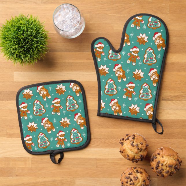 Christmas Gingerbread Cookies Oven Mitt & Pot Holder Set (Top Down)