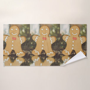 Christmas gingerbread man bath towel