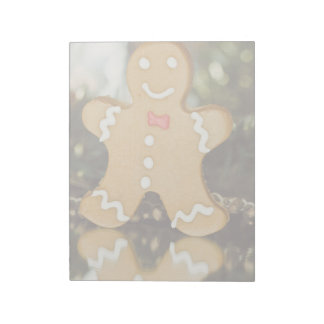 Christmas gingerbread man notepad