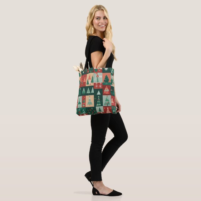 Christmas green trees tote bag (On Model)