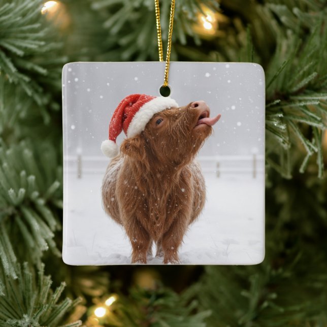 Christmas Highland Cow Catching Snowflakes Ceramic Ornament (Tree)