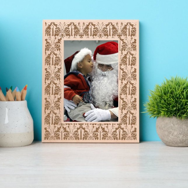 Christmas Holly & Candles Pattern Etched Frames (Creator Uploaded)