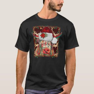 Christmas Longhorn Cow cute Christmas Western On T-Shirt