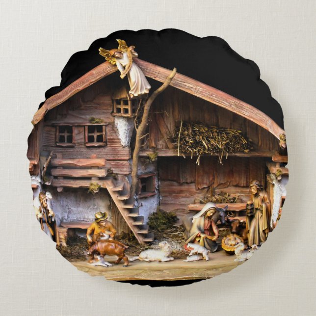 Christmas Nativity Scene Round Cushion (Front)