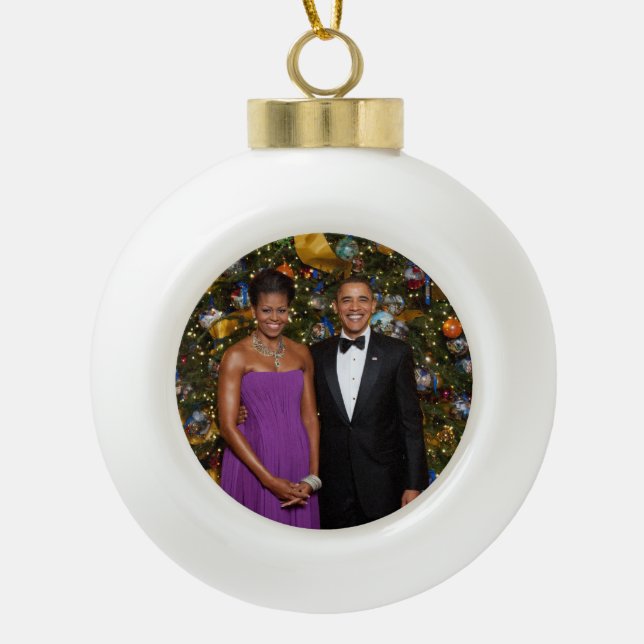 Christmas of President Barack Obama and Michelle Ceramic Ball Christmas Ornament (Front)