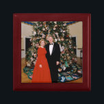 Christmas of US President Bill Clinton & Hillary  Gift Box<br><div class="desc">Bill & Hillary Clinton Christmas White House, Bill Clinton is an American politician from Arkansas who served as the 42nd President of the United States (1993-2001). He took office at the end of the Cold War, and was the first baby-boomer generation President. --- During the administration of William Jefferson Clinton,...</div>