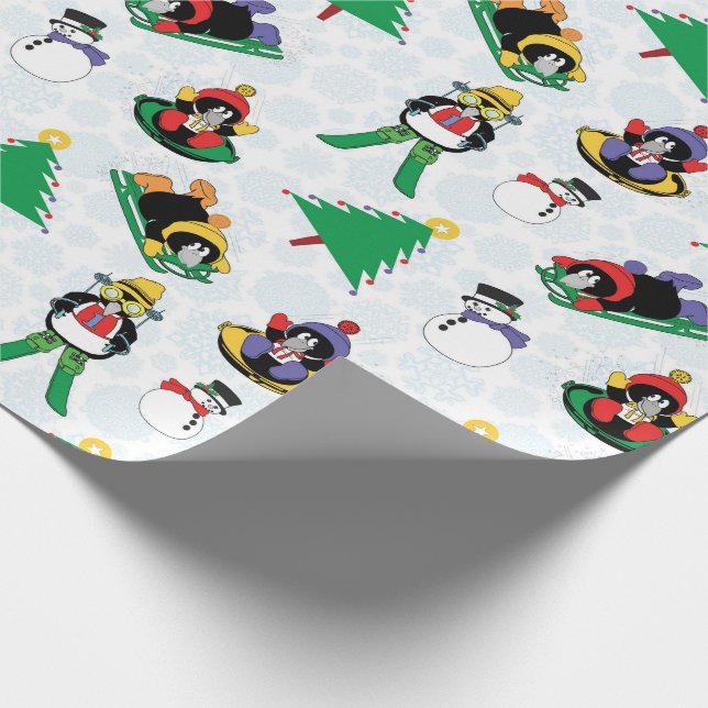 Christmas penguin skiing wrapping paper (Corner)
