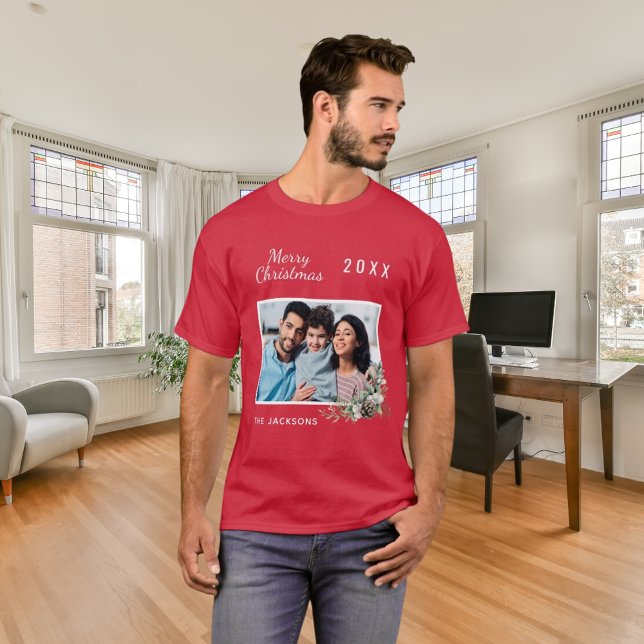 Christmas red family photo cone pine name T-Shirt (Creator Uploaded)