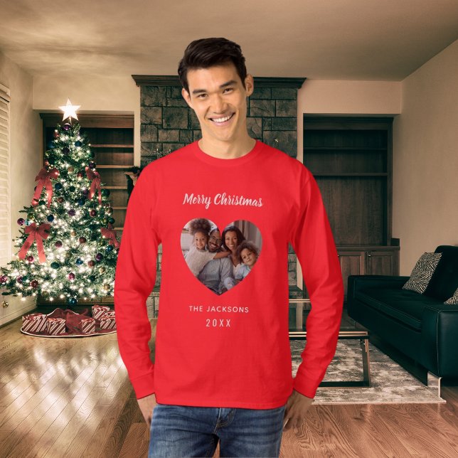 Christmas red family photo heart name dad T-Shirt (Creator Uploaded)
