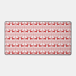 Christmas Reindeer Pattern Winter Theme Holiday Desk Mat