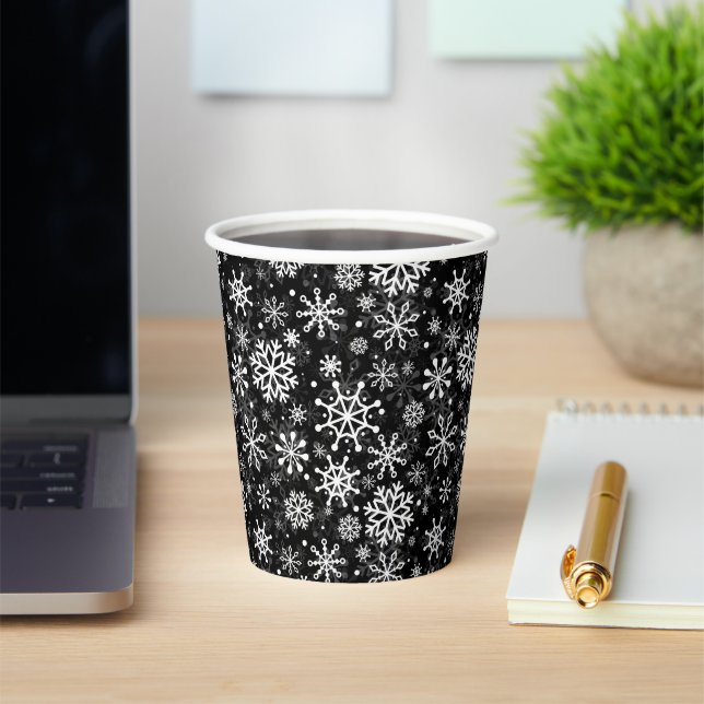 Christmas seamless snowflakes black pattern paper cups (Insitu)