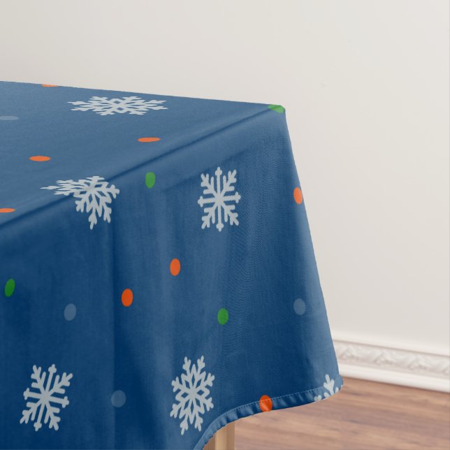 Christmas snowflakes and dots pattern tablecloth (In Situ)