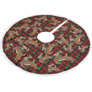 Christmas Tree skirt Jumping Reindeer on Plaid bkg