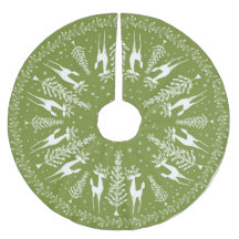 CHRISTMAS TREE SKIRT MCM OLIVE AND WHITE