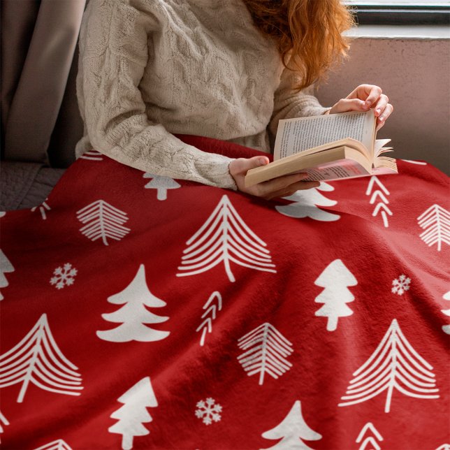 Christmas Trees in red and white  Fleece Blanket (Creator Uploaded)