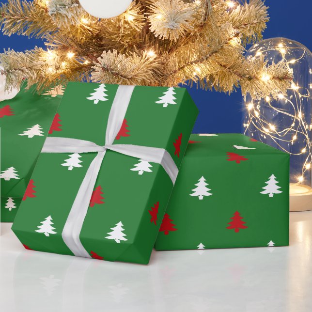 Christmas Trees red white green pattern cute Wrapping Paper (Holidays)