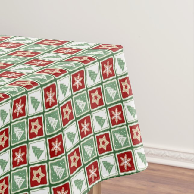 Christmas trees, snowflakes, stars, red, green tablecloth (In Situ)