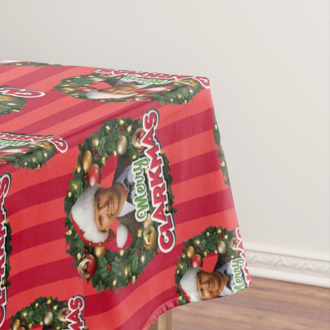 Christmas Vacation | Merry Clarkmas Pattern Tablecloth (In Situ)