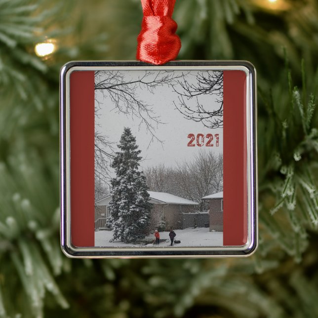 Christmas Wintery Scene Metal Tree Decoration (Tree)