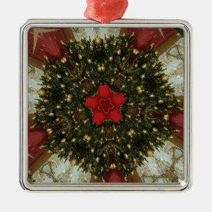 Christmas Wreath Red Green Gold with Red Star Metal Tree Decoration