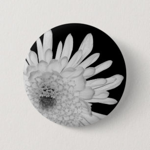 Chrysanthemum 6 Cm Round Badge