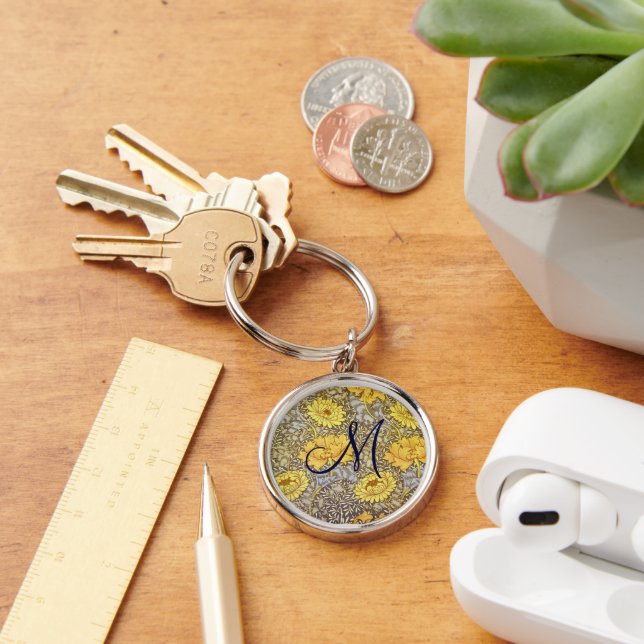 chrysanthemum by William Morris Key Ring (Desk)
