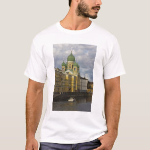 Church of St.Isidor Yurievsky & N. Chudotvorets T-Shirt