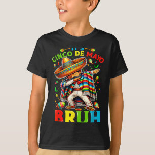 Cinco de mayo bruh dabbing boy mexican sombrero T-Shirt